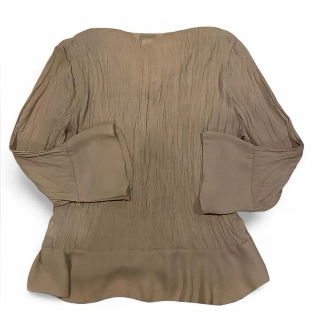 Tan vintage boho style button up blouse with crochet and embroidery details - Picture 4 of 4